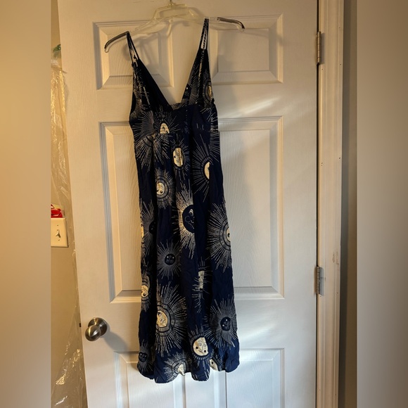 urban outfitters blue dress with sun. size xs. - Picture 2 of 2